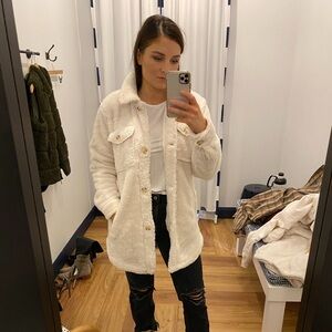 Like new, Cream Sherpa Shacket